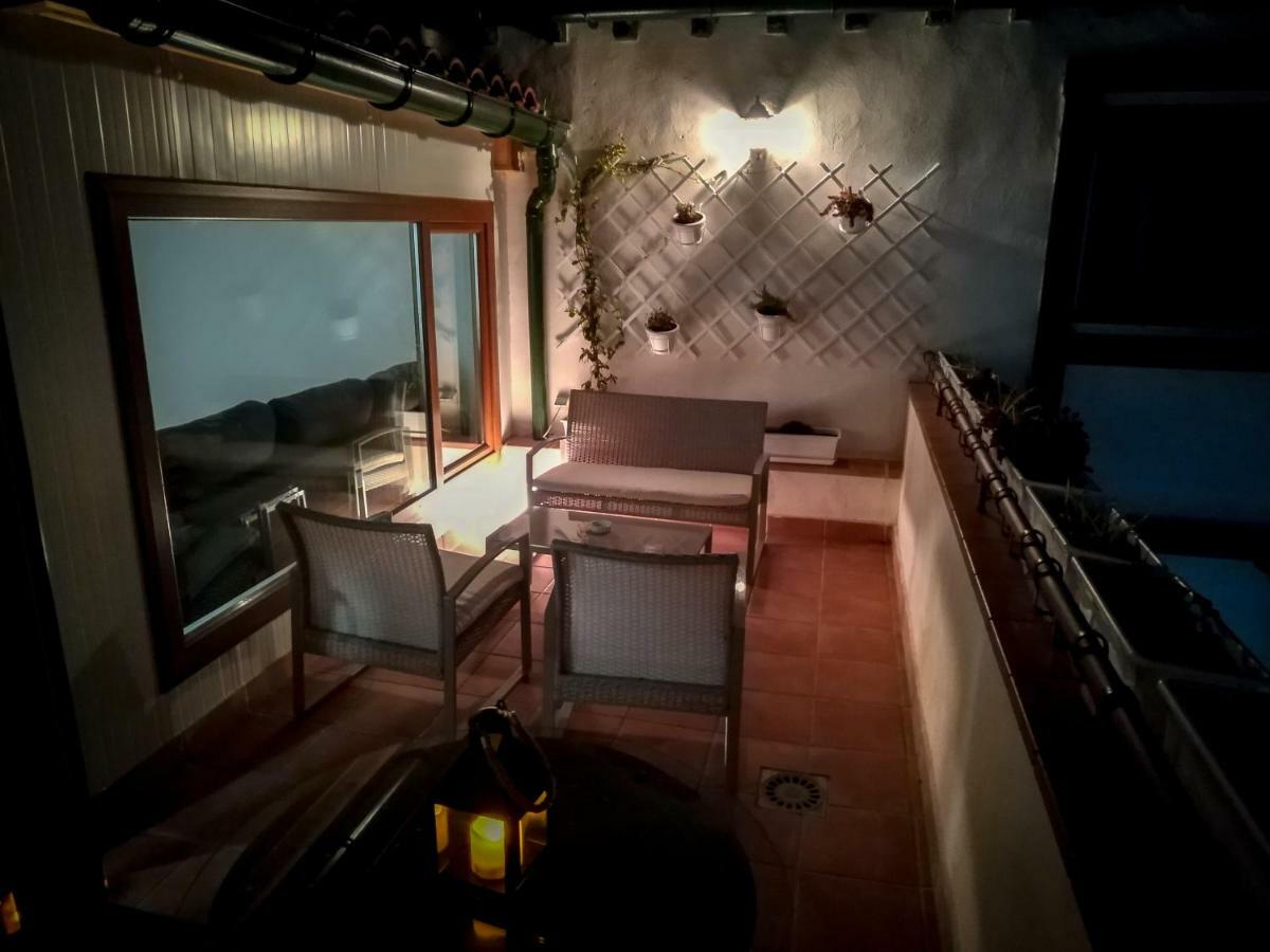 Atico Patio De La Plata Apartment Toledo Exterior photo